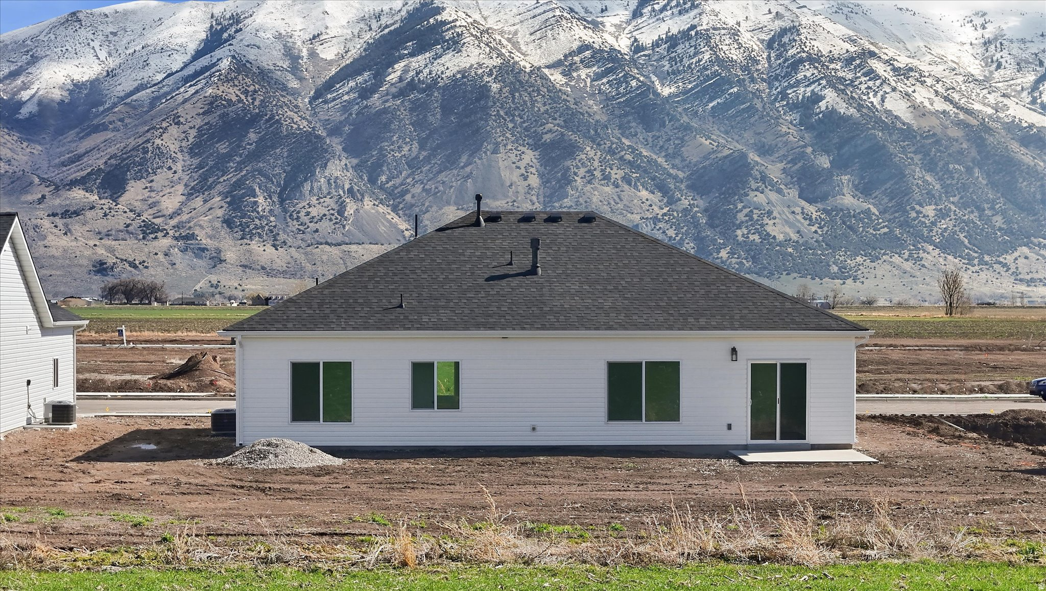 SUNSETM VISTA - Residential