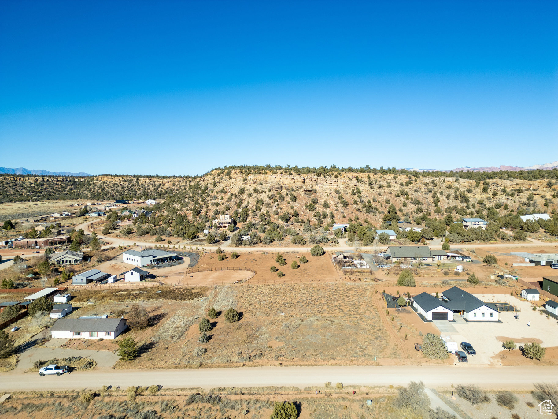 922 W Smithsonian Way, Apple Valley, Utah image 2