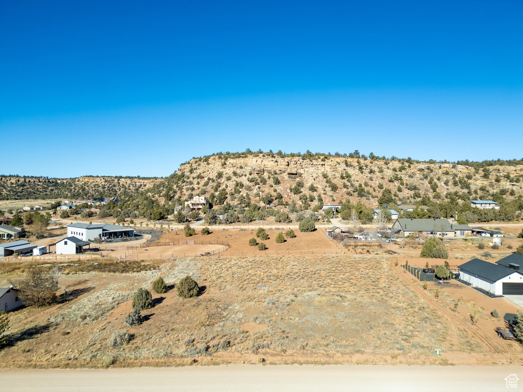 922 W Smithsonian Way, Apple Valley, Utah image 3