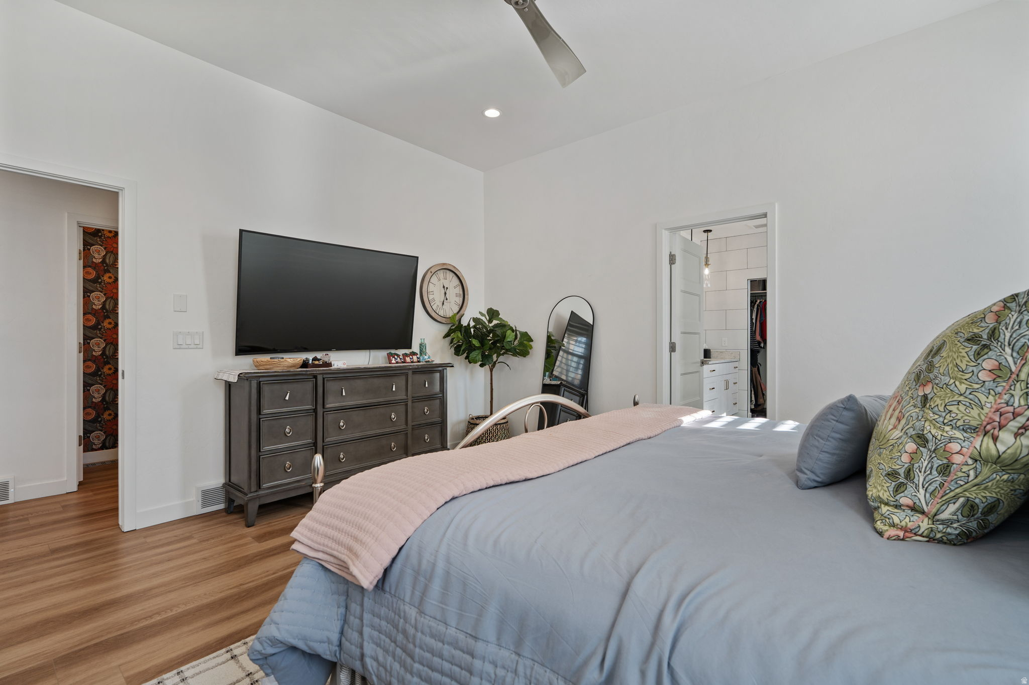 KENNECOTT - Residential