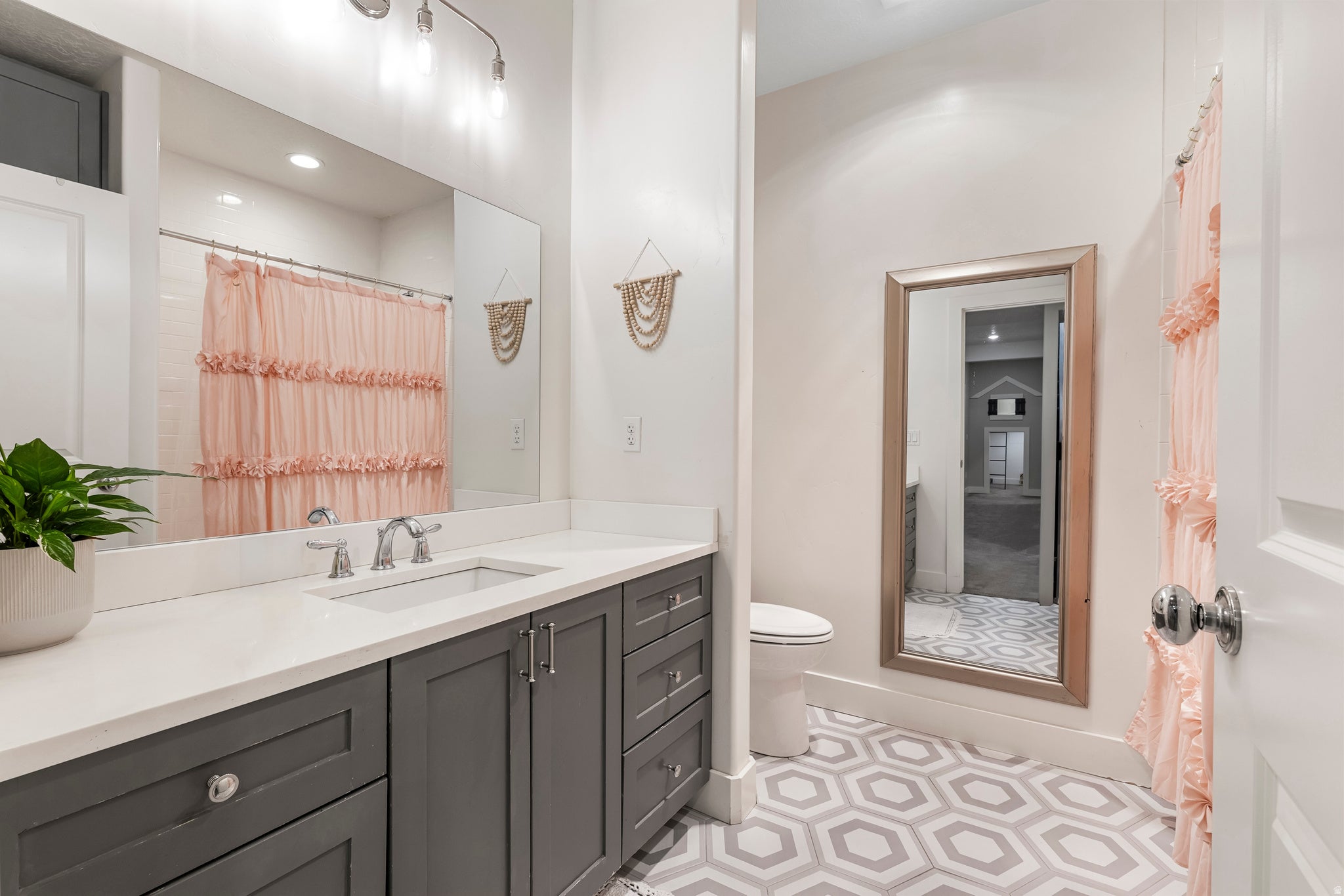IVORY RIDGE PKEST421 - Residential