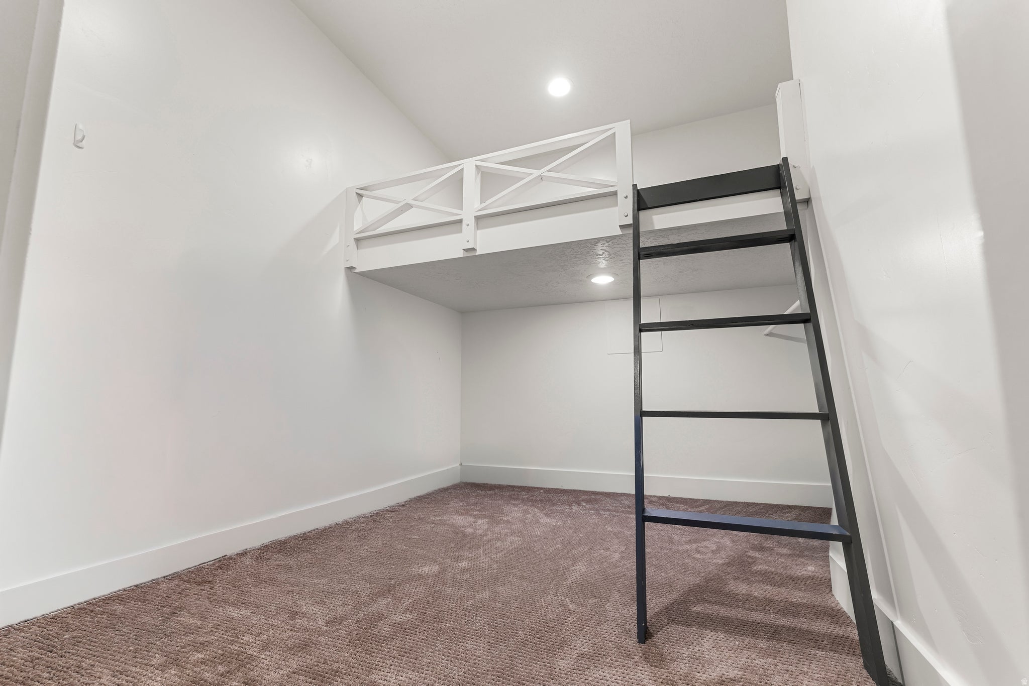 IVORY RIDGE PKEST421 - Residential
