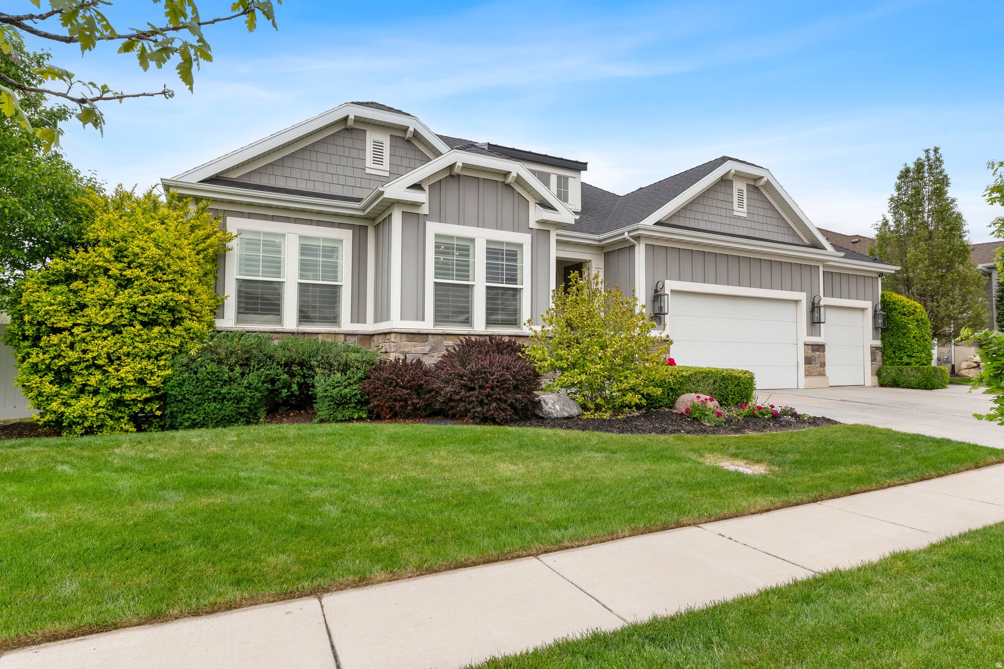 IVORY RIDGE PKEST421 - Residential