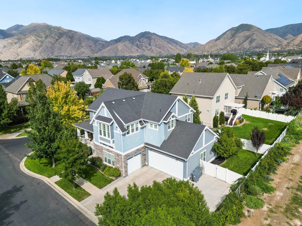 Photo of 1123 S WILDFLOWER LN, Mapleton, UT 84664 (MLS # 2186036)