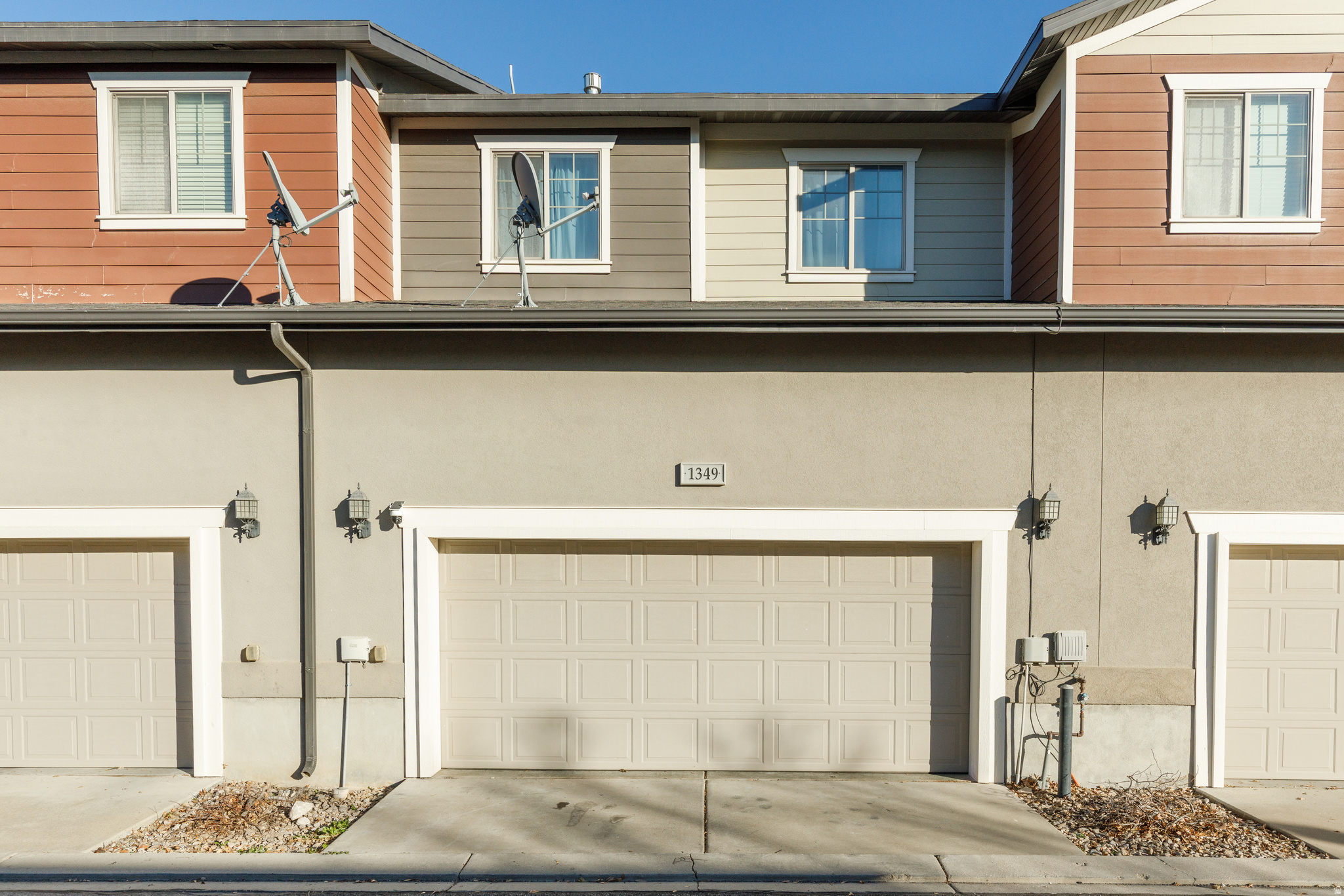 MOUNTAIN VIEW TOWNS - Residential