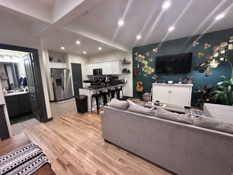 Tiny photo for 1349 S MOUNTAIN CREST DR W, Woods Cross, UT 84087 (MLS # 2123585)