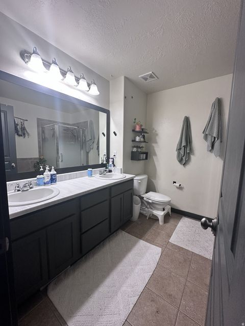 Tiny photo for 1349 S MOUNTAIN CREST DR W, Woods Cross, UT 84087 (MLS # 2123585)