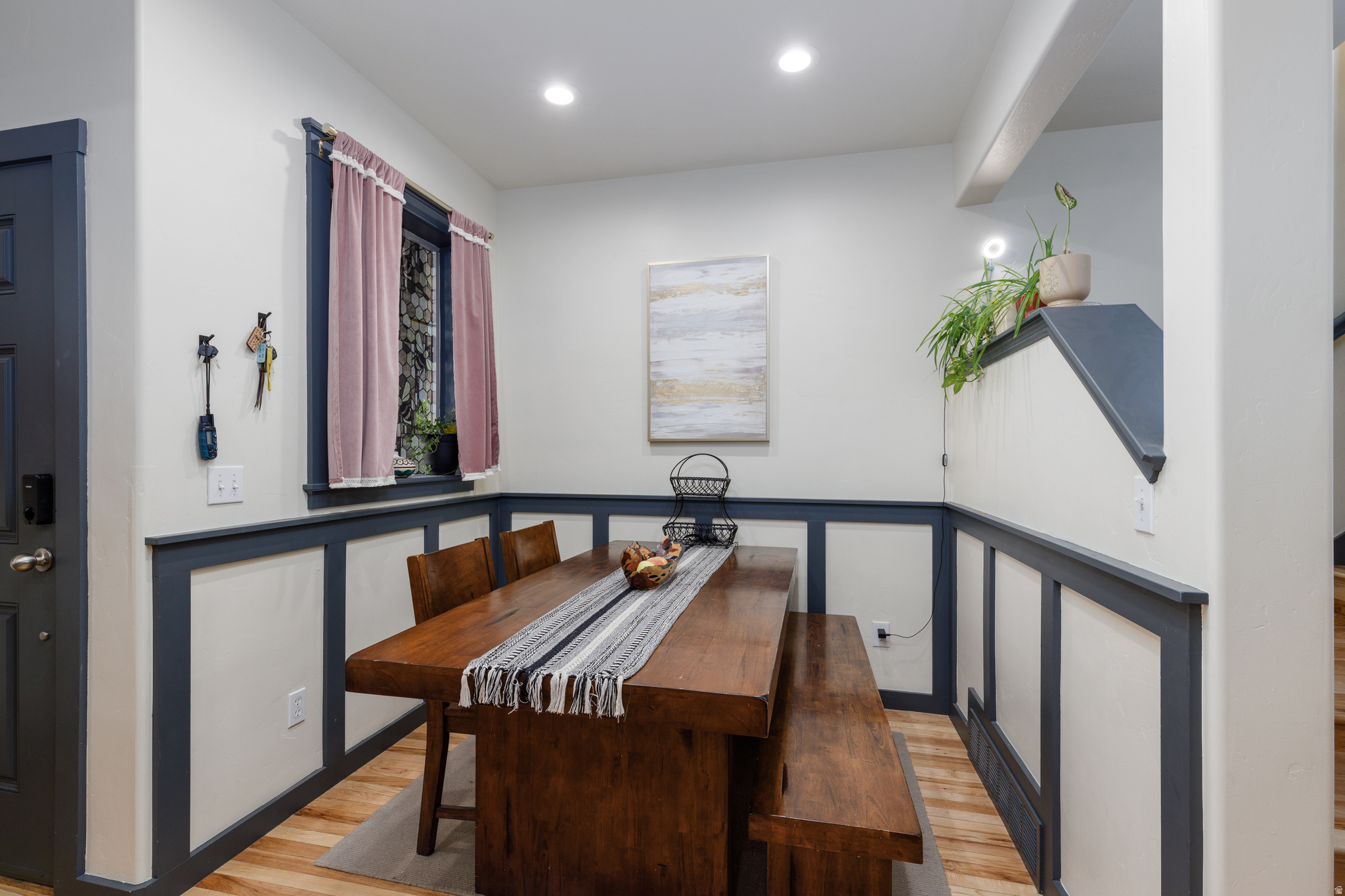 MOUNTAIN VIEW TOWNS - Residential