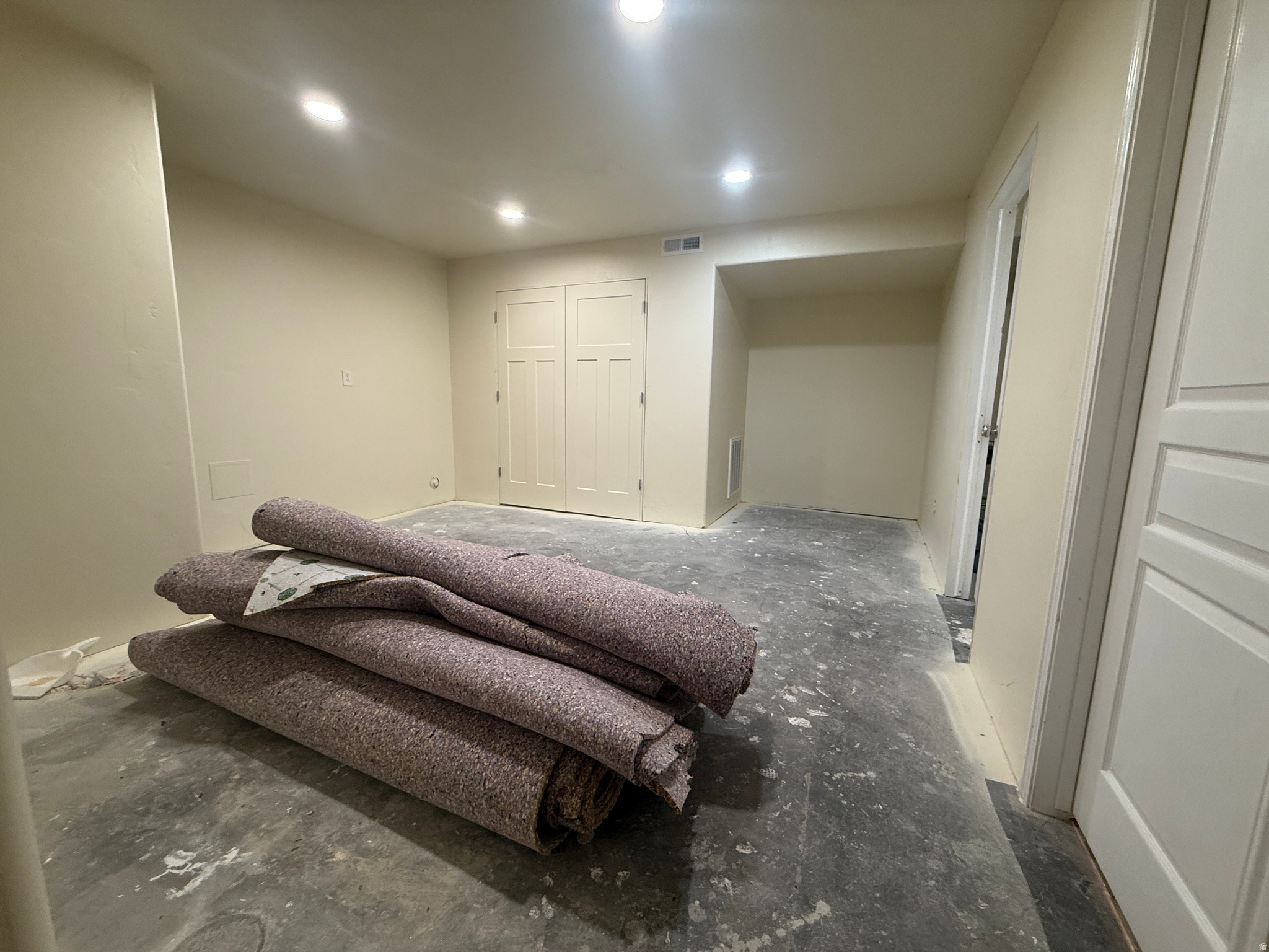 MOUNTAIN VIEW TOWNS - Residential