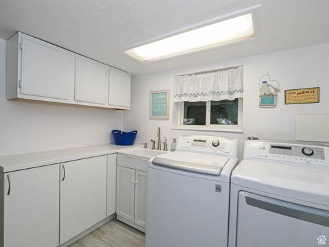 Tiny photo for 7820 S NANTUCKET DR, Salt Lake City, UT 84121 (MLS # 2119179)