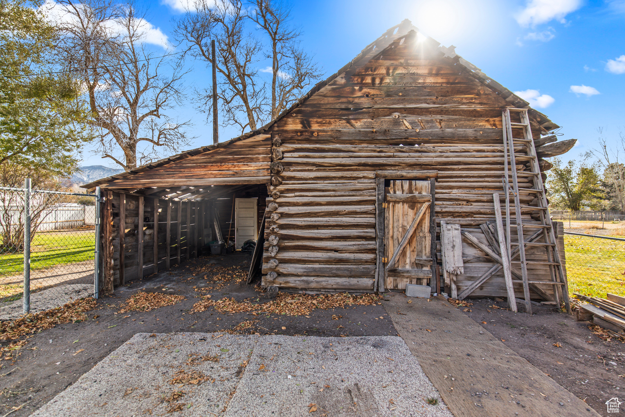 295 N Main St, Monroe, Utah image 33