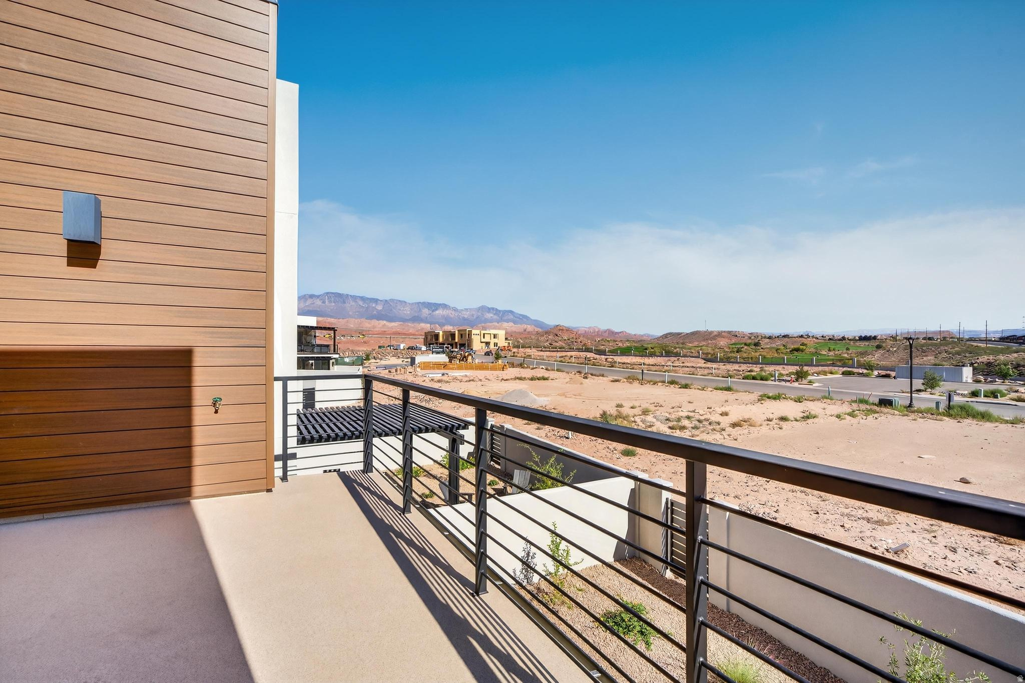 ISLAND AT CORAL CANYON - Residential