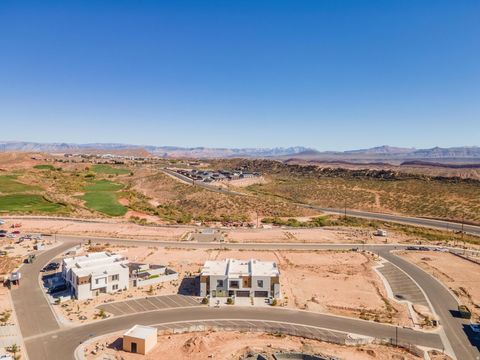 Tiny photo for 1362 SONRISA ST N #82, Washington, UT 84780 (MLS # 2120958)