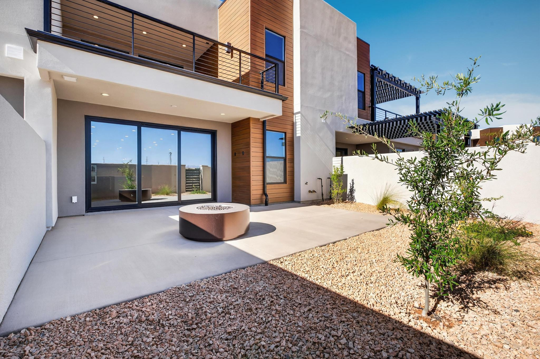 ISLAND AT CORAL CANYON - Residential