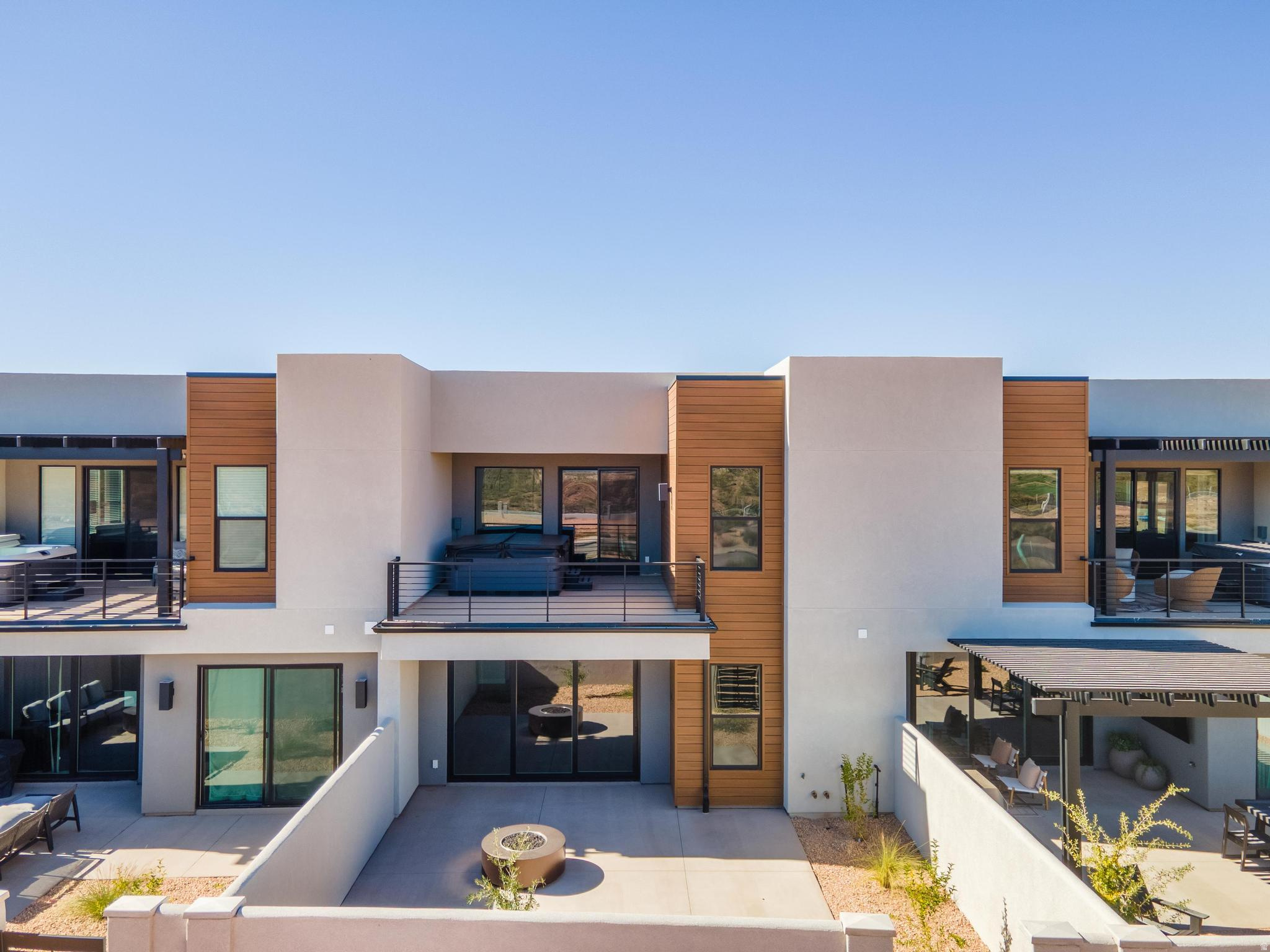 ISLAND AT CORAL CANYON - Residential