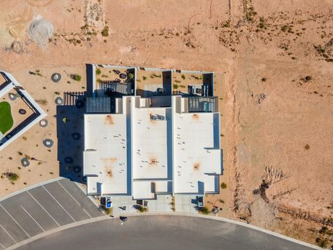 Tiny photo for 1362 SONRISA ST N #82, Washington, UT 84780 (MLS # 2120958)