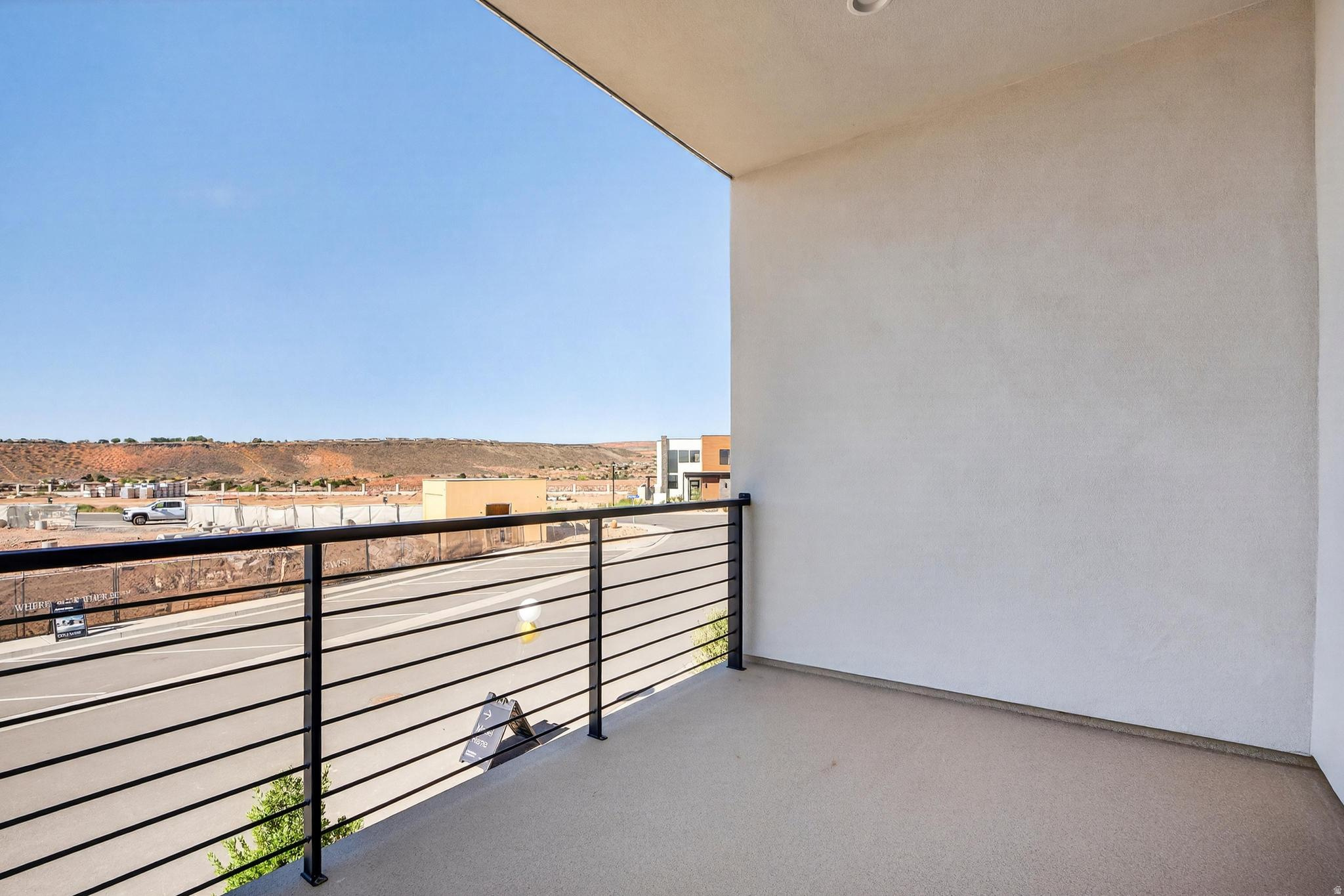 ISLAND AT CORAL CANYON - Residential