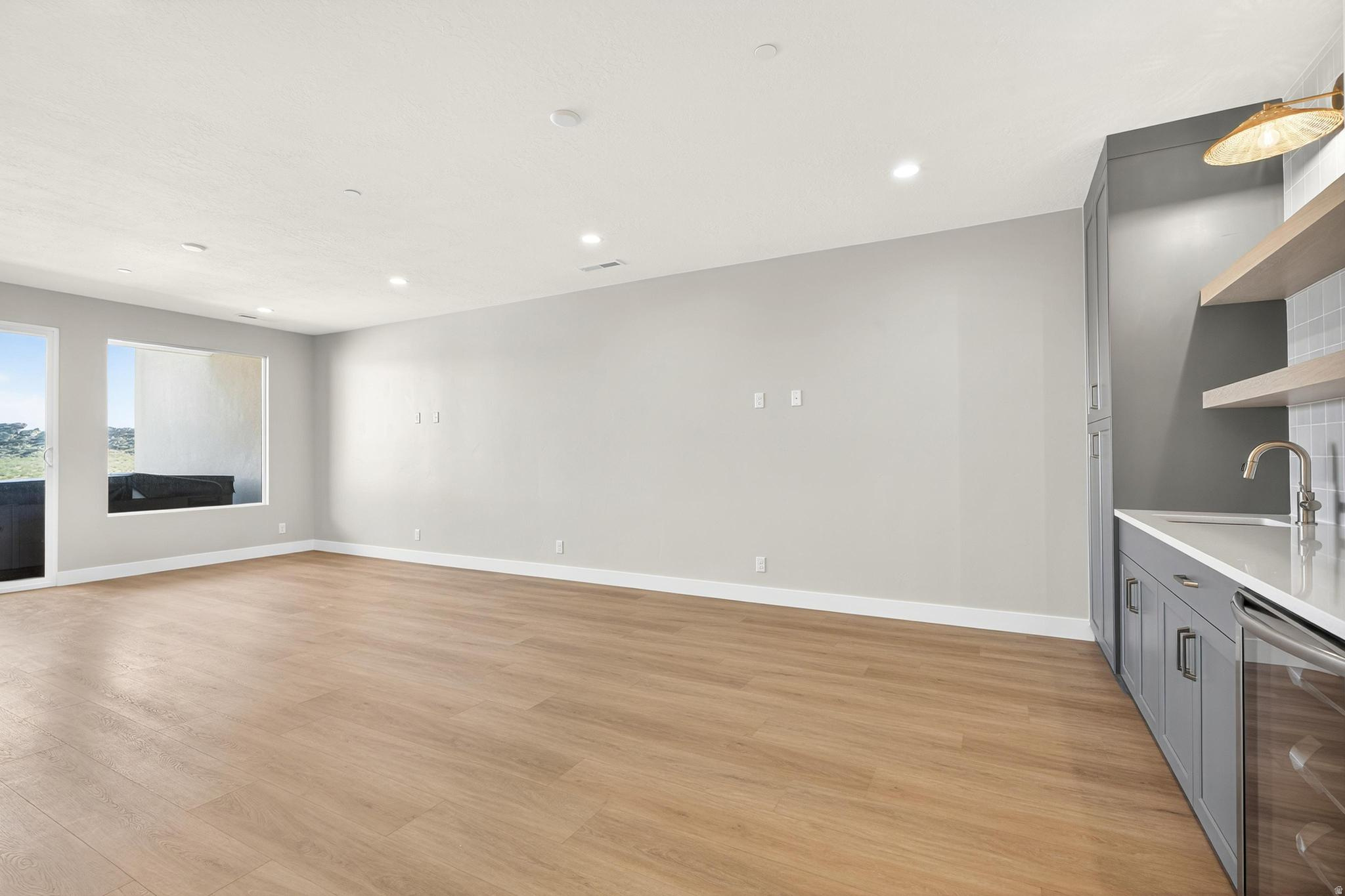 ISLAND AT CORAL CANYON - Residential