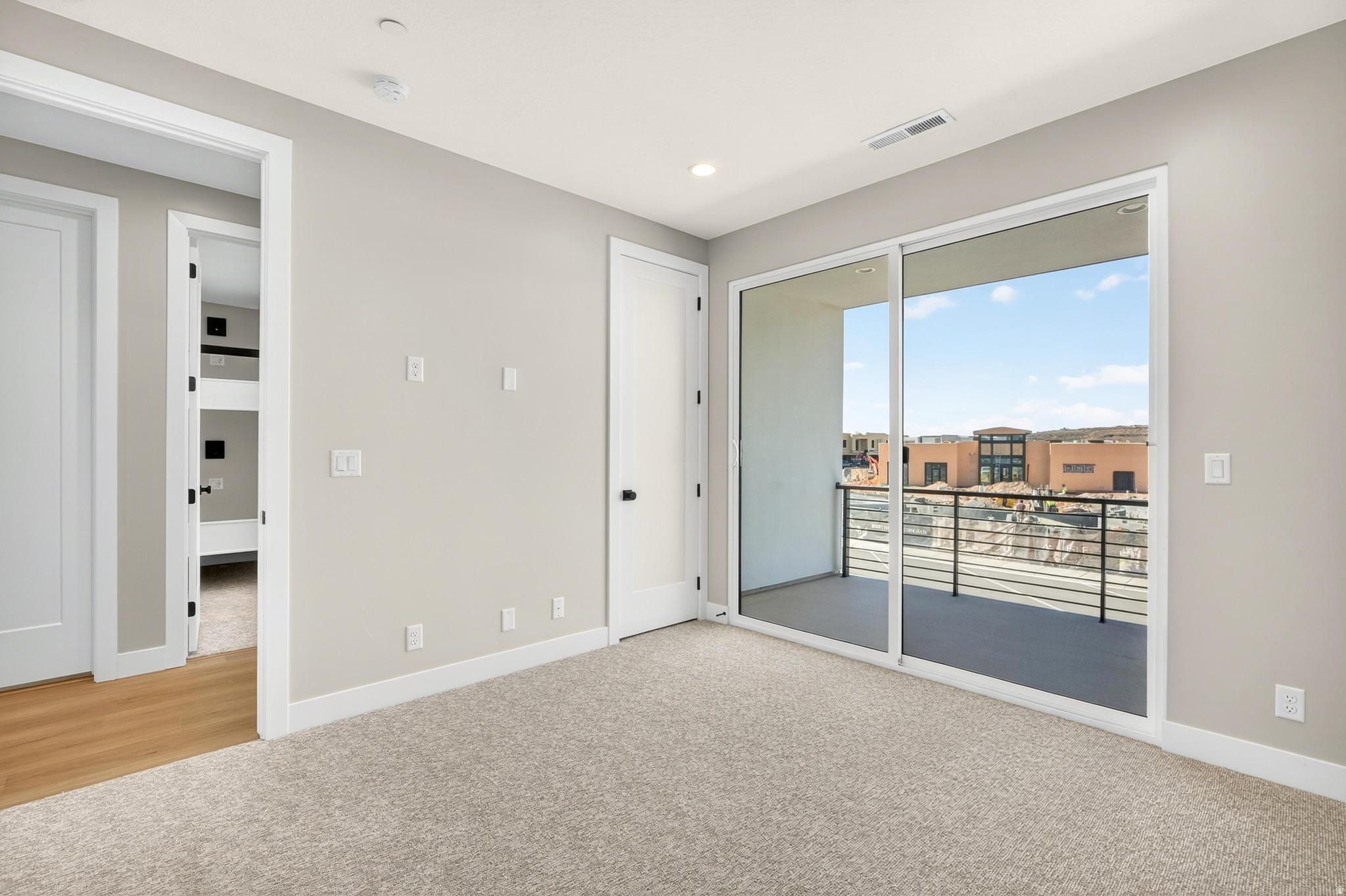 ISLAND AT CORAL CANYON - Residential