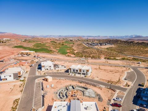 Tiny photo for 1362 SONRISA ST N #82, Washington, UT 84780 (MLS # 2120958)