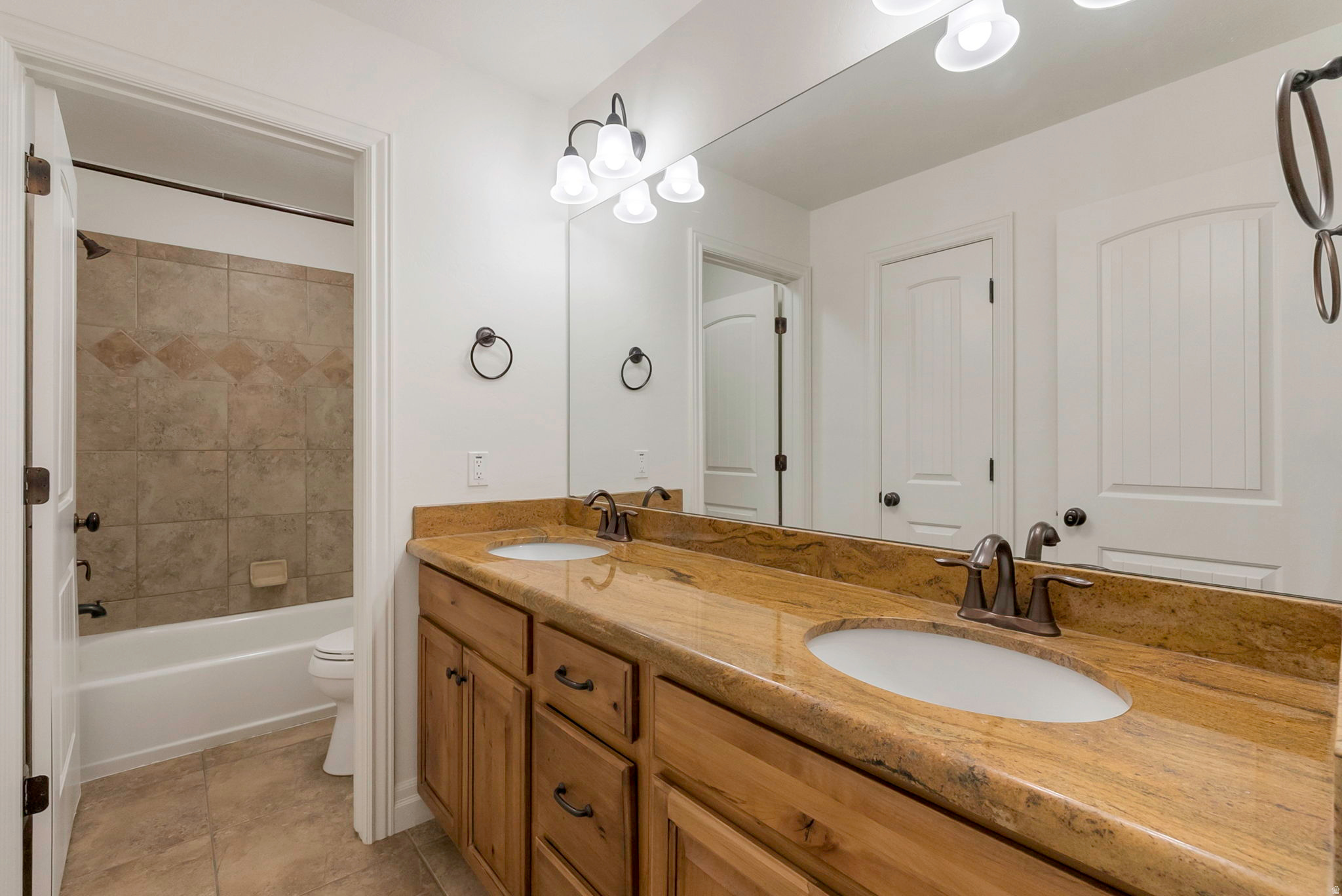 MEADOWS - Residential