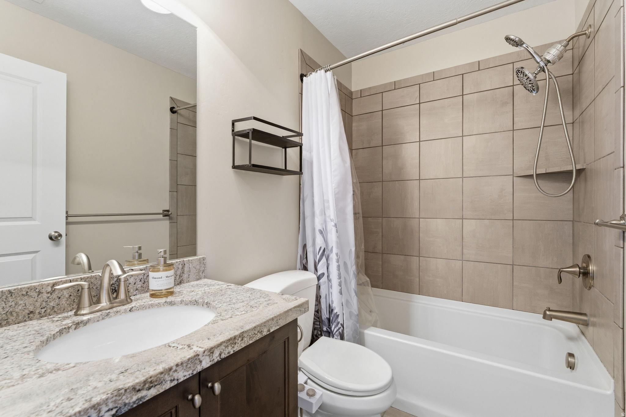 YOSEMITE PARK - Residential