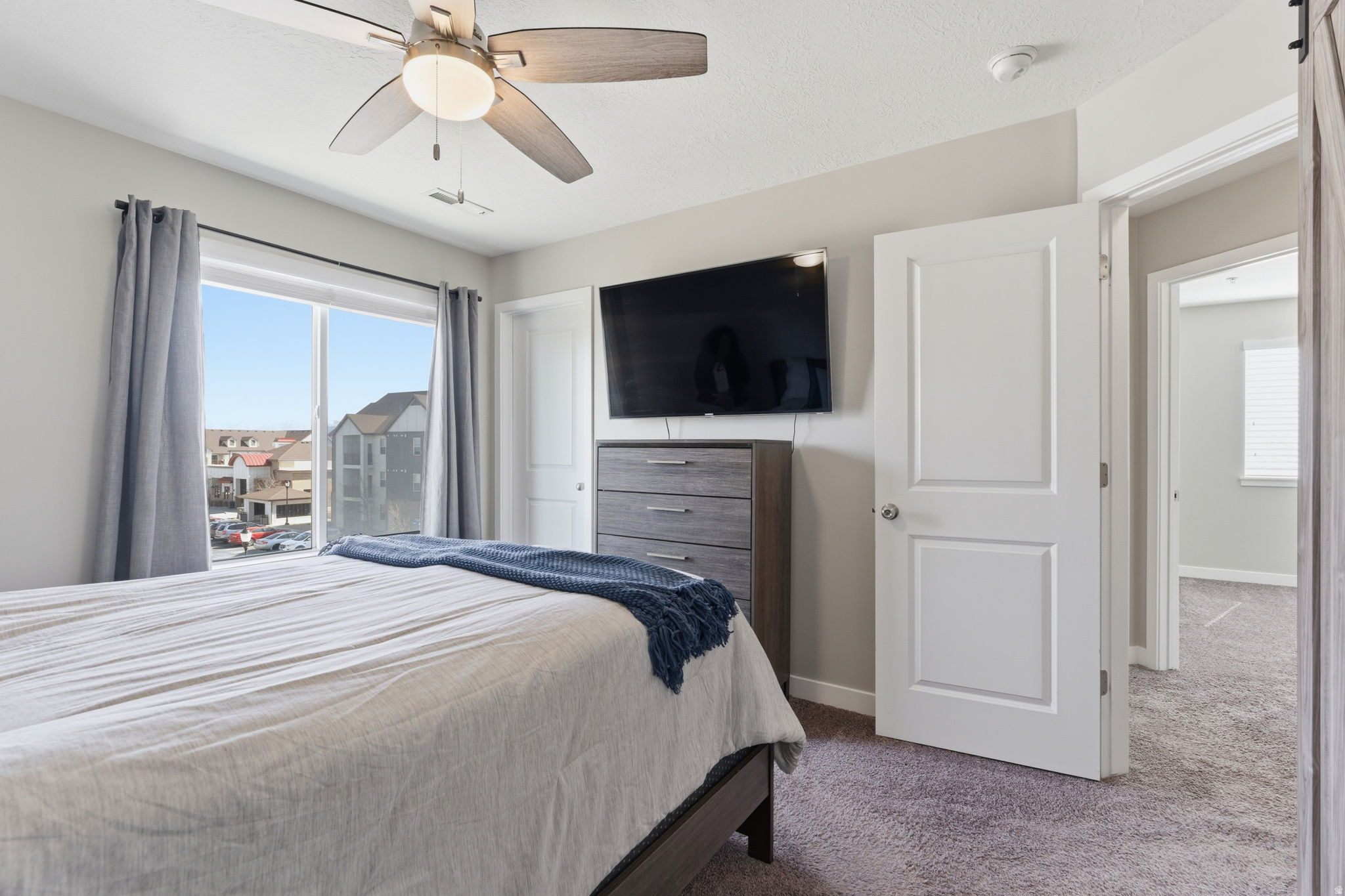 YOSEMITE PARK - Residential