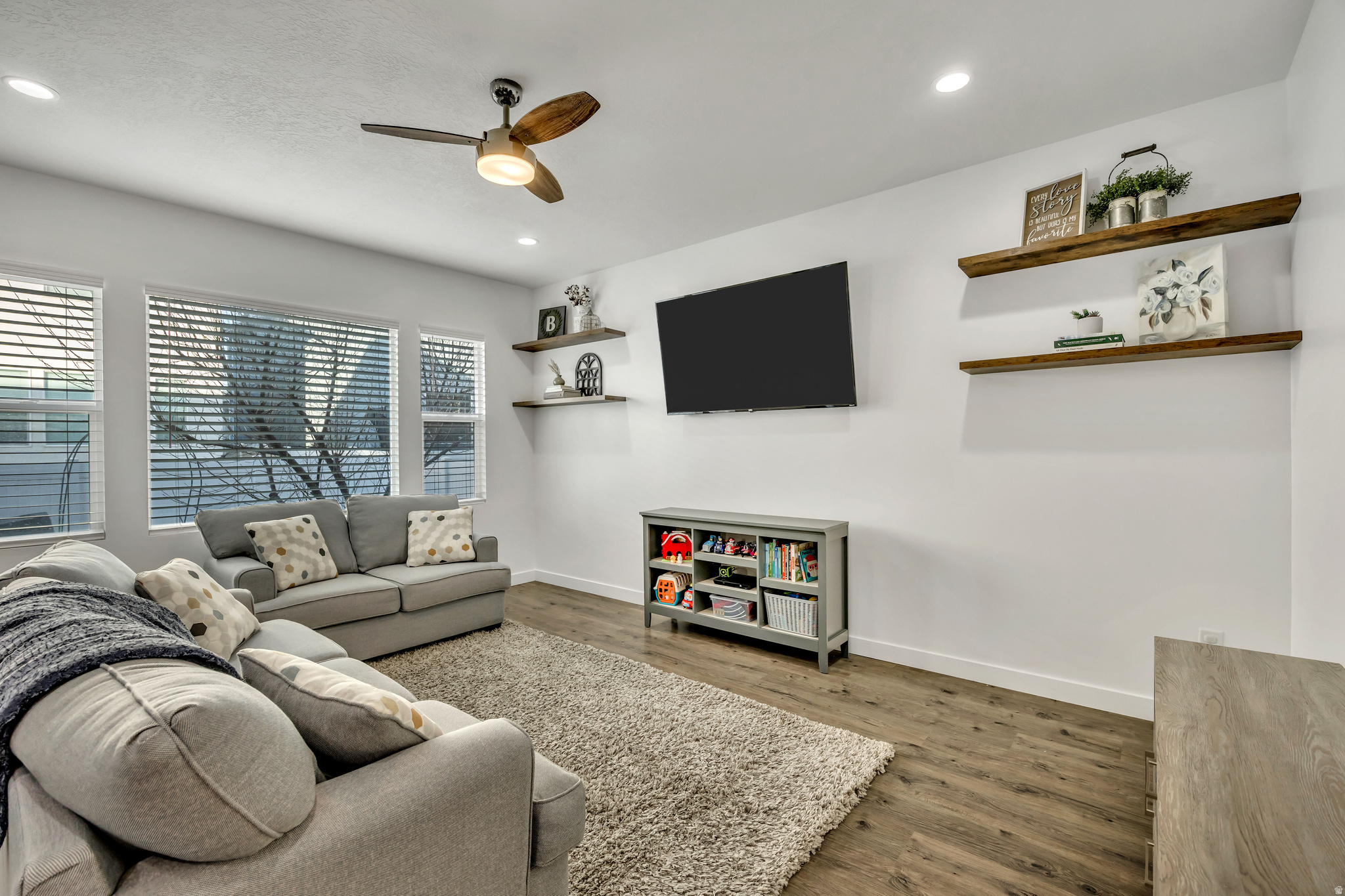 LEGACY FARMS - Residential