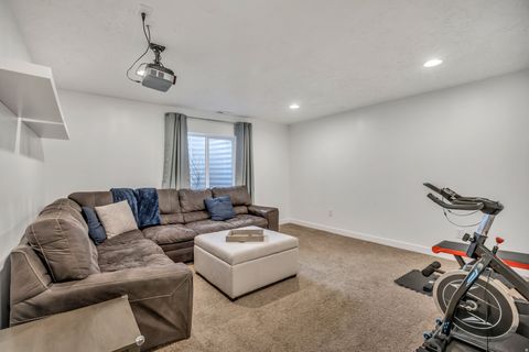 Tiny photo for 583 S RAVENWOOD LN, Saratoga Springs, UT 84045 (MLS # 2135106)