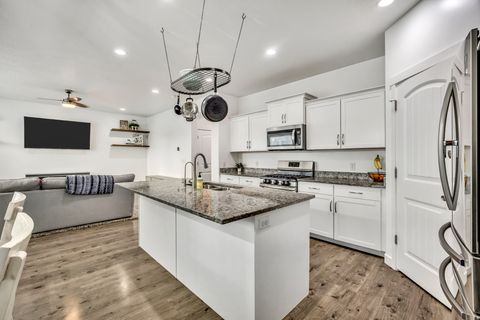 Tiny photo for 583 S RAVENWOOD LN, Saratoga Springs, UT 84045 (MLS # 2135106)