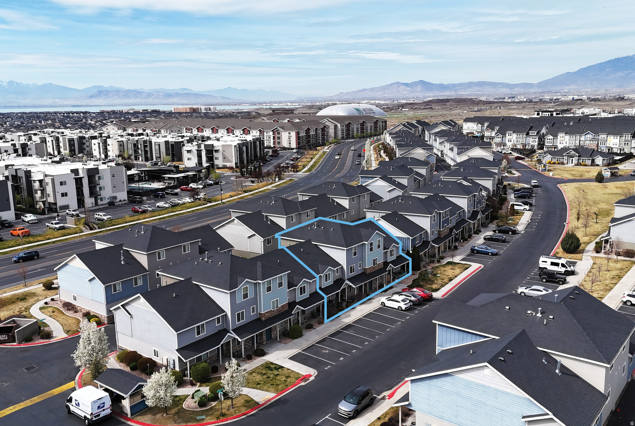 EDGEWATER AT GENEVA - Residential Income