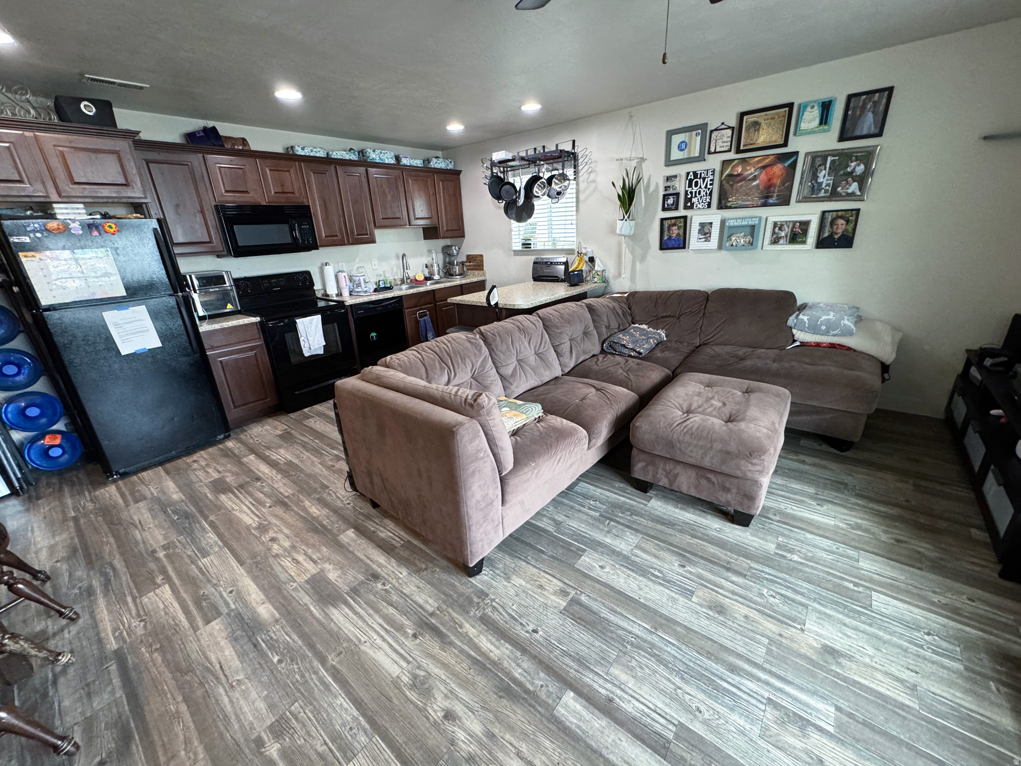 EDGEWATER AT GENEVA - Residential Income