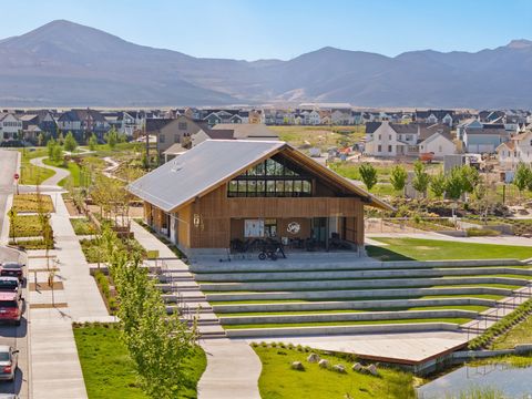 Tiny photo for 11496 S PEBBLE POND RD, South Jordan, UT 84009 (MLS # 2157886)