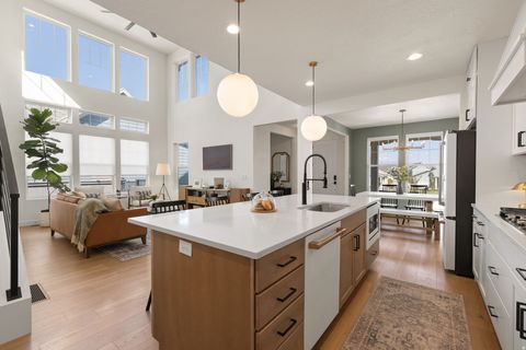 Tiny photo for 11496 S PEBBLE POND RD, South Jordan, UT 84009 (MLS # 2157886)
