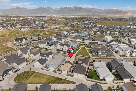 Tiny photo for 11496 S PEBBLE POND RD, South Jordan, UT 84009 (MLS # 2157886)