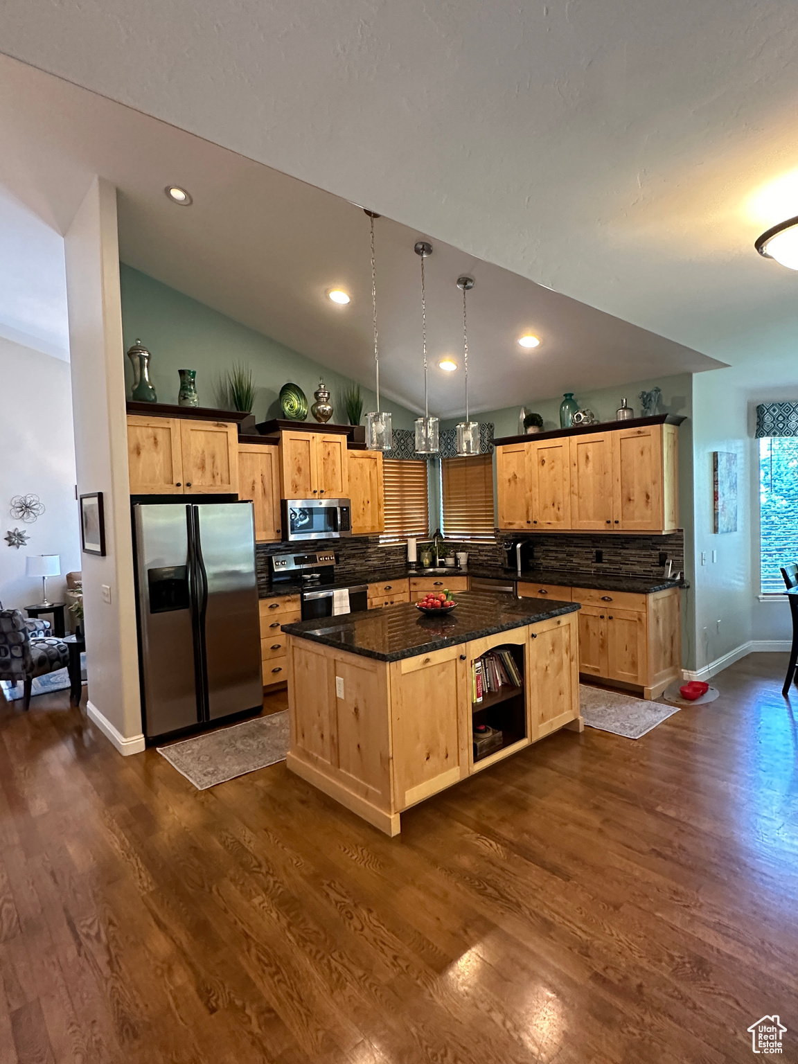 ELK RIDGE ESTATES - Residential