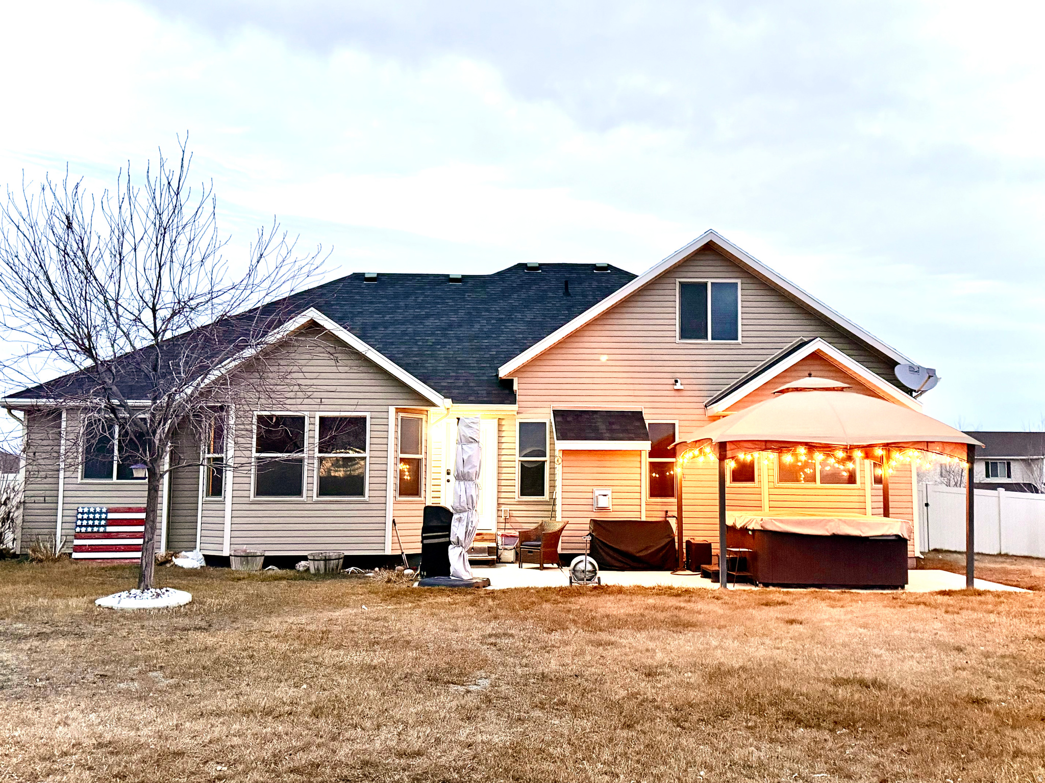 LUCKY ACRES - Residential