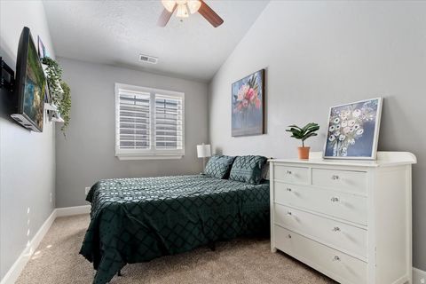 Tiny photo for 604 E NORMANDY LOOP LN S, Draper, UT 84020 (MLS # 2142594)