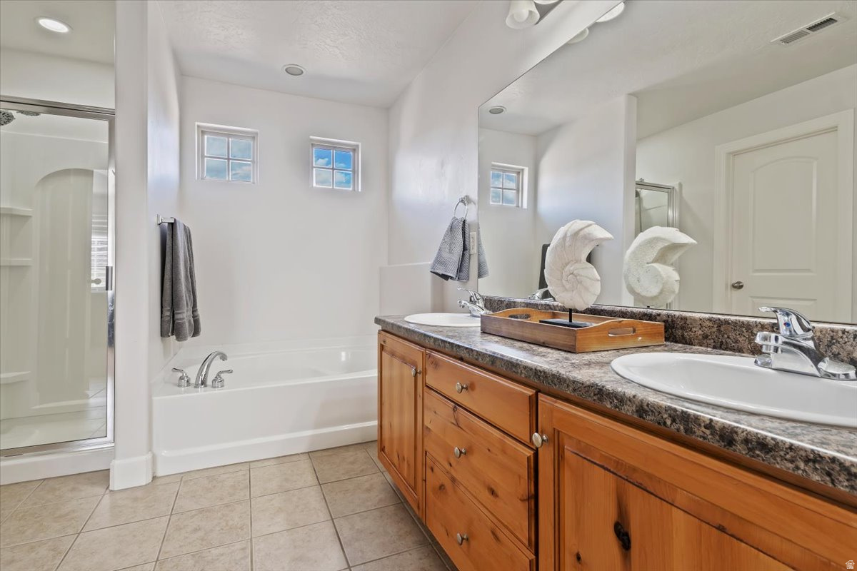 WYNGATE COMMONS - Residential