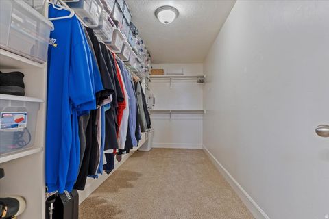 Tiny photo for 604 E NORMANDY LOOP LN S, Draper, UT 84020 (MLS # 2142594)