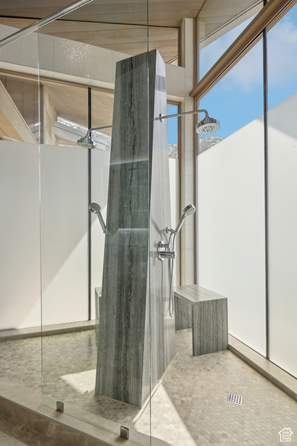 TAVACI - Residential