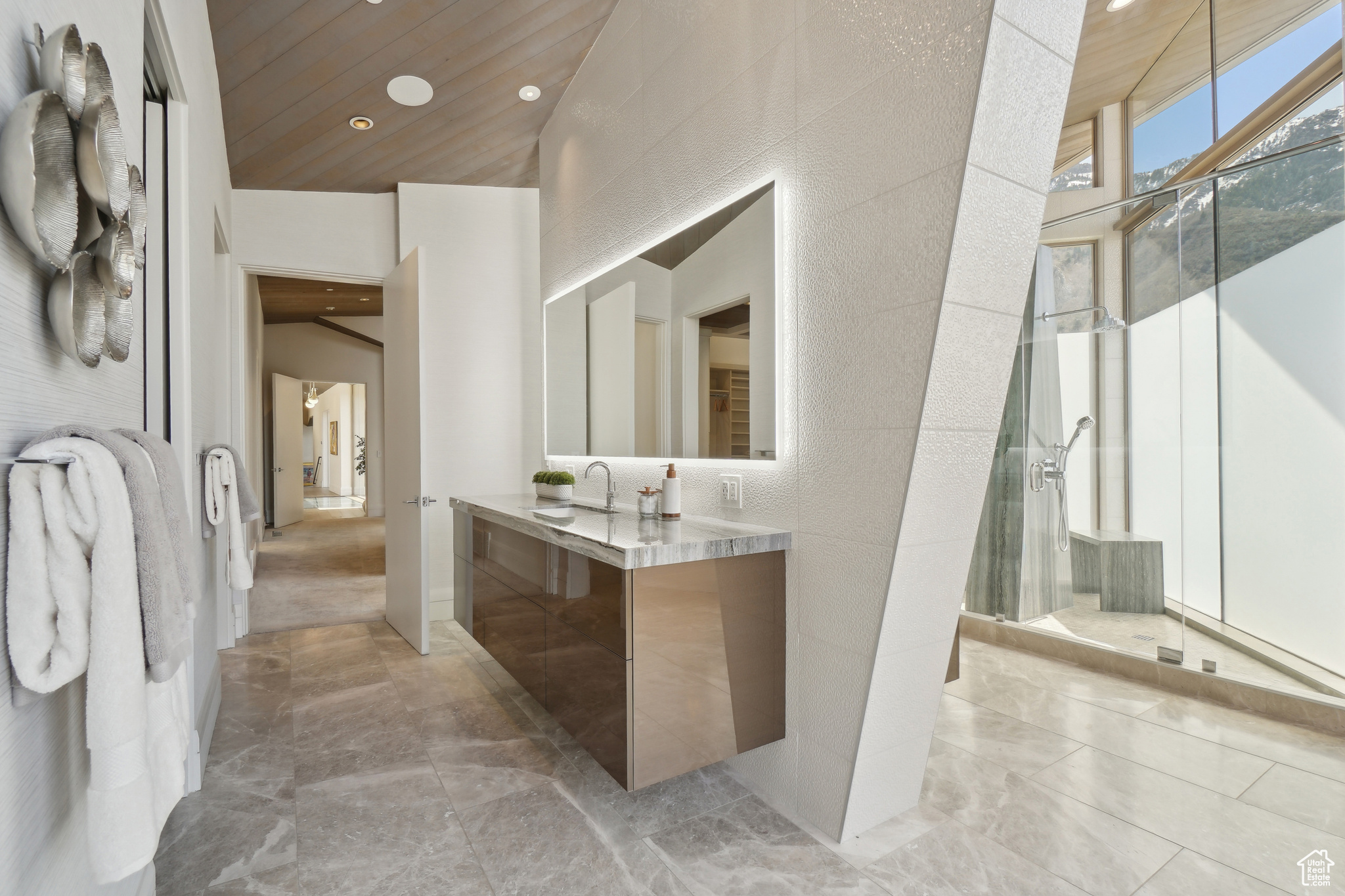 TAVACI - Residential