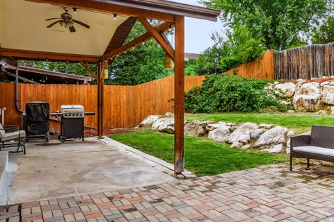 Tiny photo for 422 E 3350 N, North Ogden, UT 84414 (MLS # 2182164)