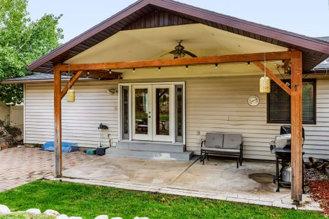 Tiny photo for 422 E 3350 N, North Ogden, UT 84414 (MLS # 2182164)
