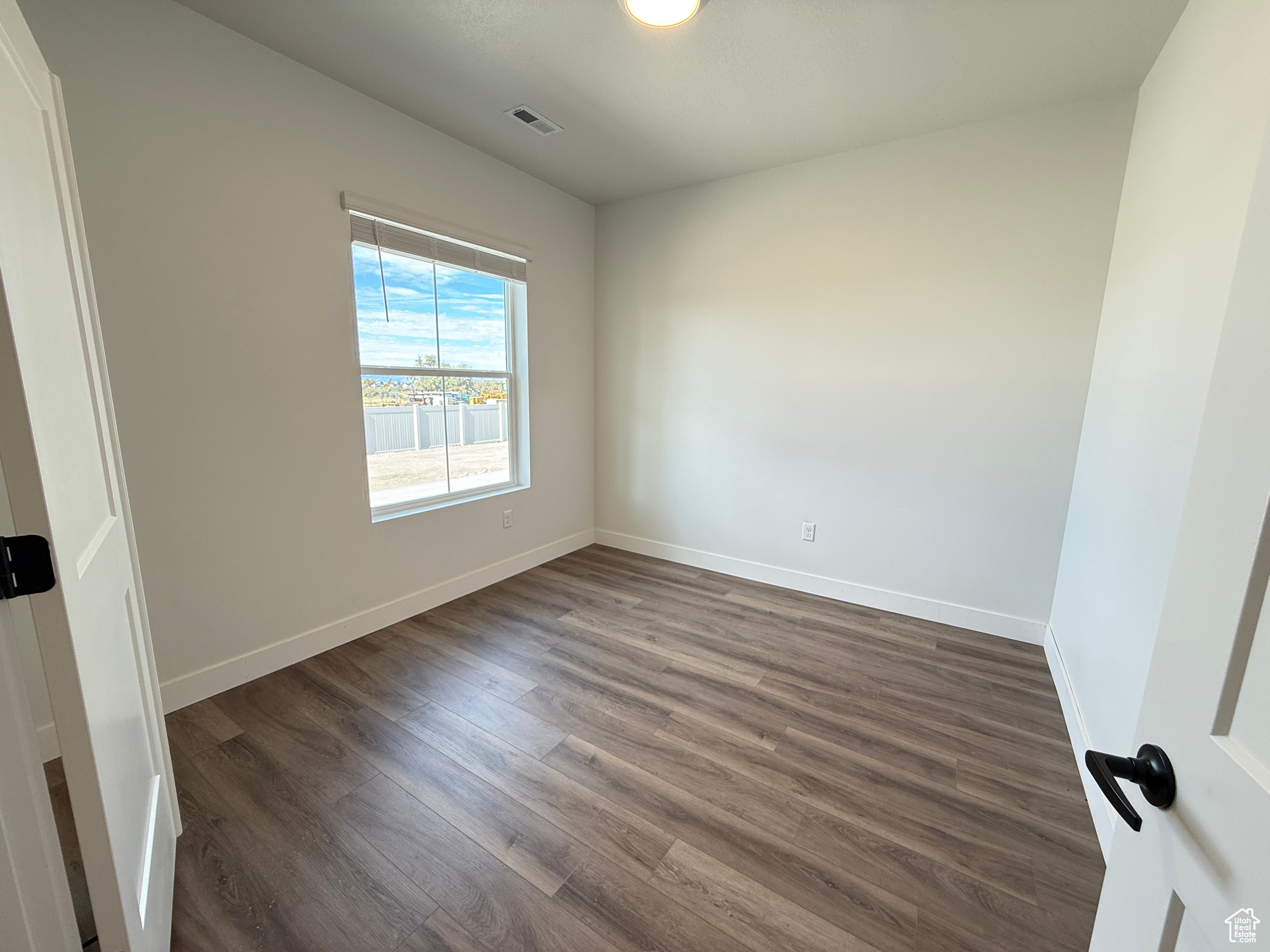 BLUFF VIEW - Residential