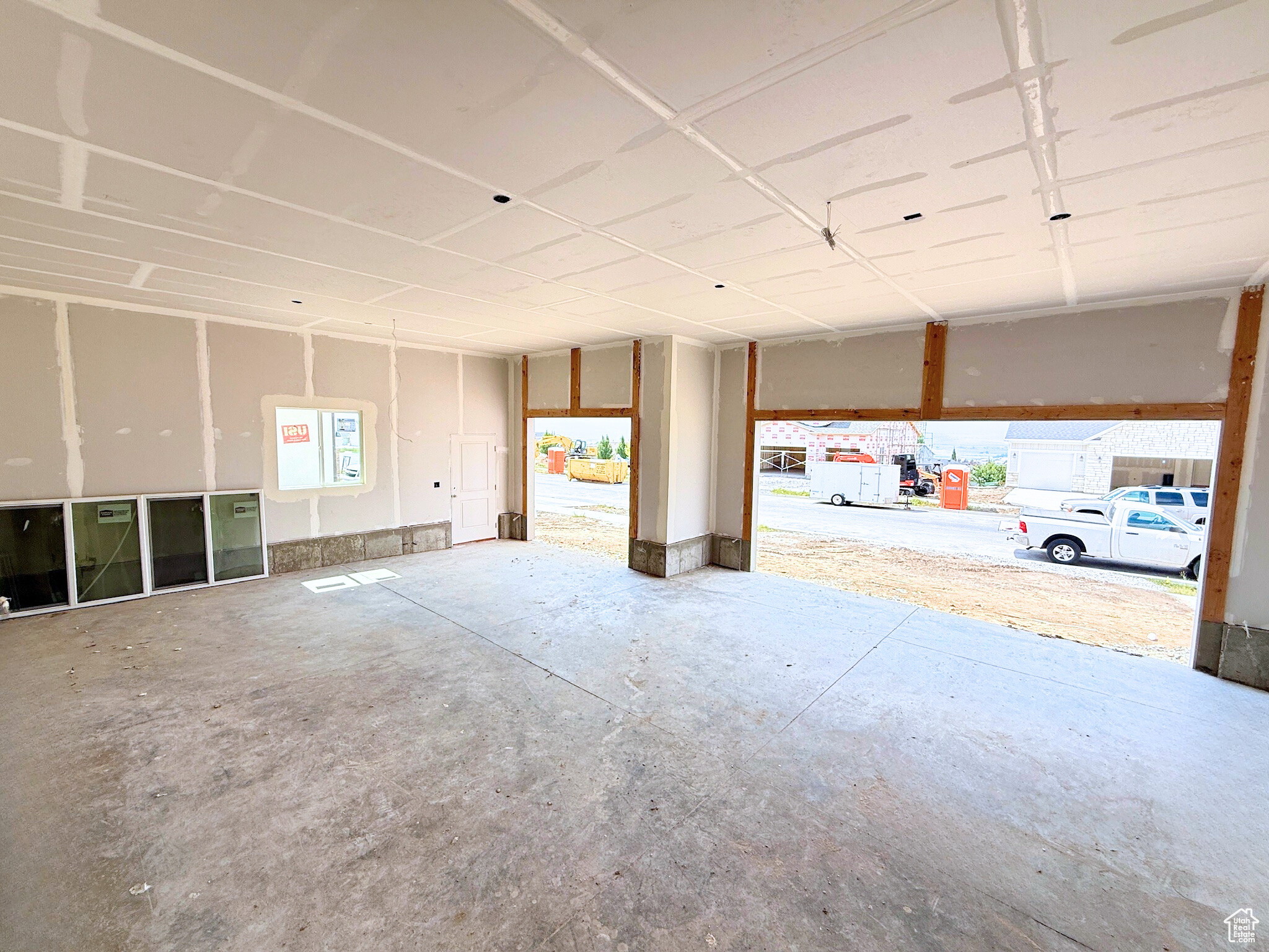 SMITHFIELD RIDGES - Residential