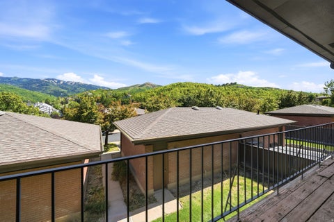 Tiny photo for 2009 RIDGEWOOD WAY, Bountiful, UT 84010 (MLS # 2182995)