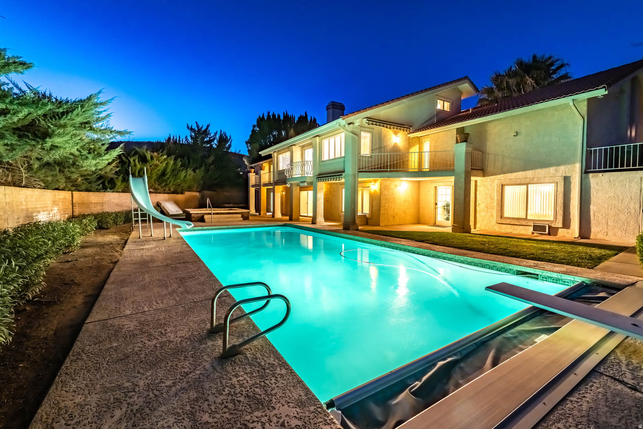 BLOOMINGTON COUNTRY CLUB 10 - Residential