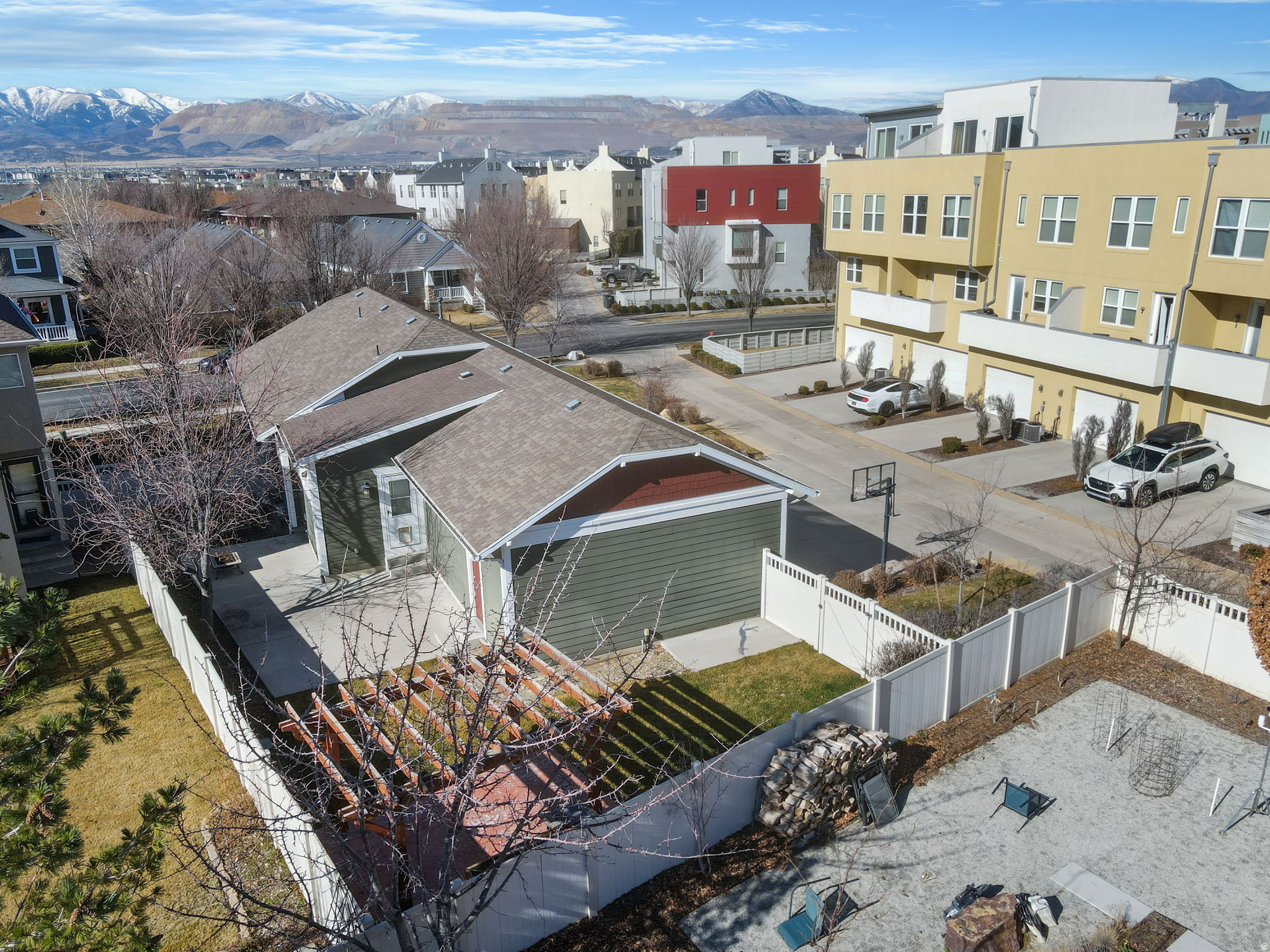KENNECOTT - Residential