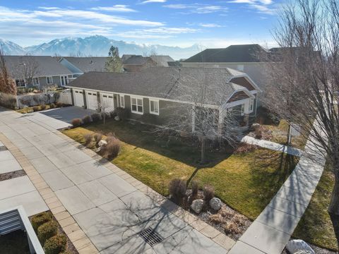 Tiny photo for 11381 S SKYLUX AVE, South Jordan, UT 84009 (MLS # 2141116)